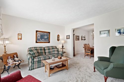 1206 Barnstaple Dr, Library PA  15129-8974 exterior