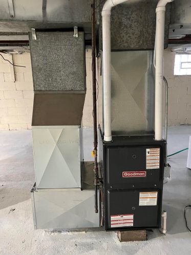 3153 33rd St, Milwaukee WI  53215-4272 exterior