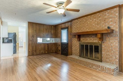 2304 Amber Wood Dr, Lithonia GA 30078-6131 exterior