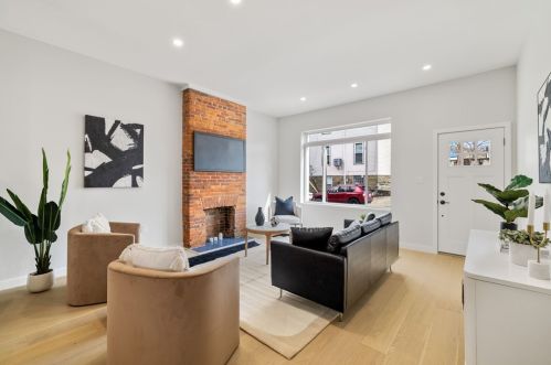 5105 Holmes St, Pittsburgh PA  15201-2433 exterior