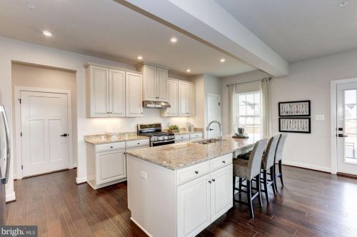 1220 Beck Ml Rd, Hanover PA 17331-9752 exterior