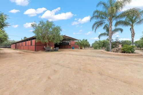 19030 Santa Rosa Mine Rd, Perris CA 92570-7769 exterior