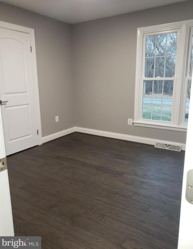 905 Mcneil Ln, Silver Spring MD  20905-4071 exterior