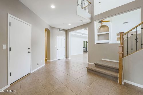 150 Lakeview Blvd, Chandler, AZ 85225-5823