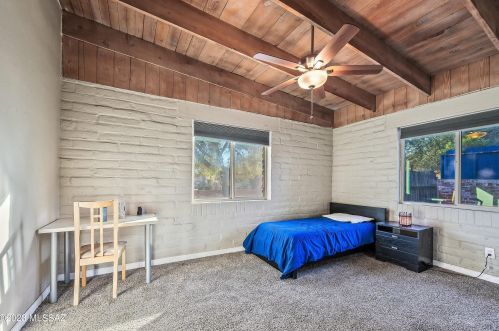 2421 Eastland St, Tucson AZ 85716-5723 exterior