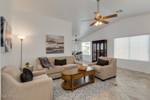 1452 Torrey Pines Ln, Chandler AZ  85249-4234 exterior