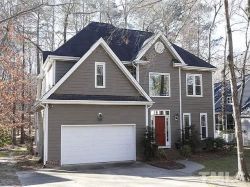 1032 Kingsway Dr, Apex, NC 27502-8945