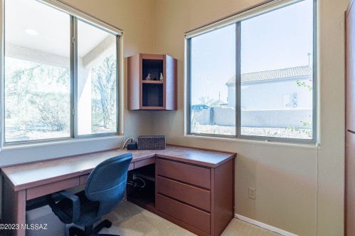 2651 Falcon View Dr, Tucson AZ  85713-4383 exterior