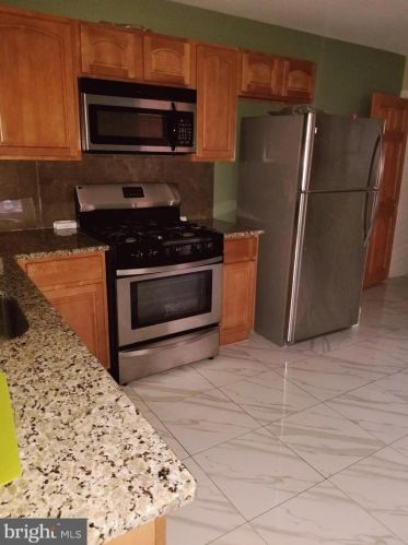 2256 Carlisle St, Philadelphia PA  19132-4505 exterior