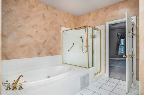 207 Crossing Valley Ln, Atlanta GA 30339-2944 exterior