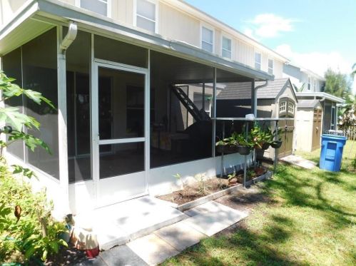 5105 Corvette Dr, Tampa FL 33624-1014 exterior