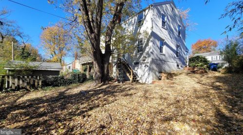 2707 Jefferson Dr, Alexandria VA  22303-1332 exterior