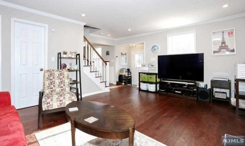 309 Elm St, Oradell NJ  07649-2261 exterior