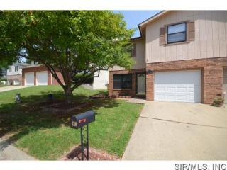 130 Clinton Hill Dr, Belleville, IL 62226-2566