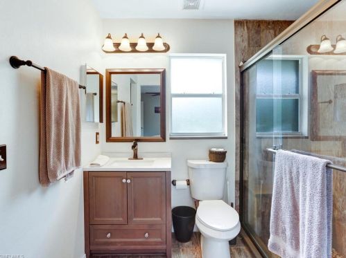 541 16 St, Naples FL 34117-9421 exterior