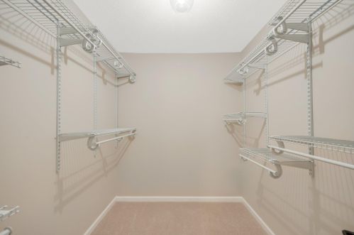 8706 134 St, Saint Paul MN 55124-7232 exterior