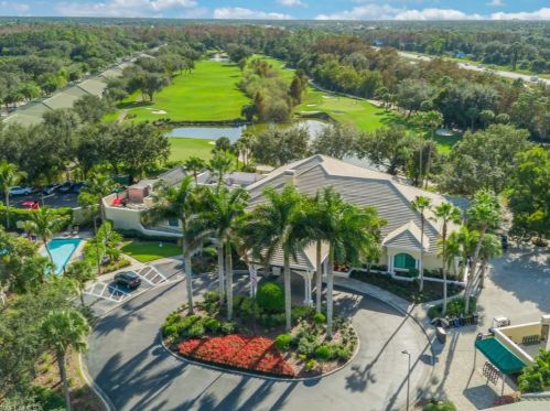 3535 Grand Cypress Dr, Naples FL 34119-7923 exterior