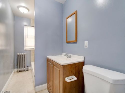 125 Temple St, Paterson NJ 07522-1354 exterior