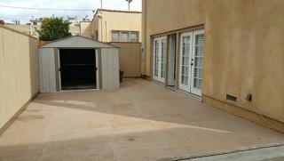 743 Las Palmas Ave, Los Angeles CA  90038-3513 exterior