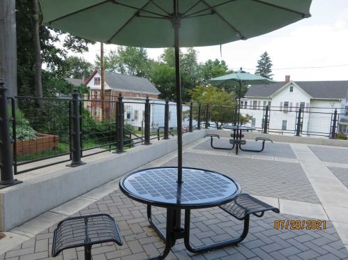 27 Orch Pl, Poughkeepsie NY 12601-1911 exterior