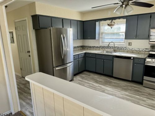 50 Valley Way, Town Center NJ  07052-5808 exterior