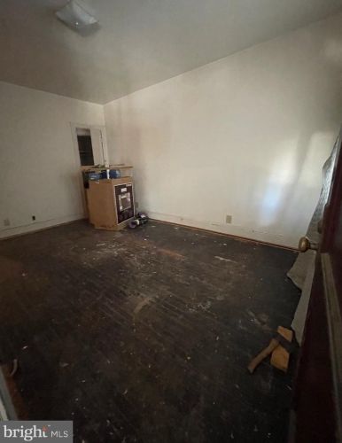 1900 17th St, Washington DC 20020-4703 exterior