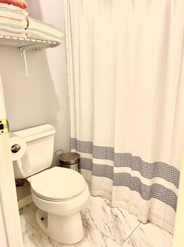 424 Edpas Rd, New Brunswick NJ 08901-3807 exterior