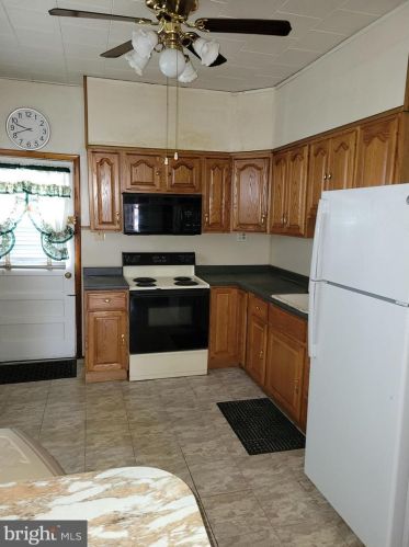 4602 Magee, Philadelphia PA 19135-2724 exterior