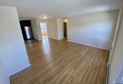 97 Walnut St, Montclair NJ  07042-4038 exterior