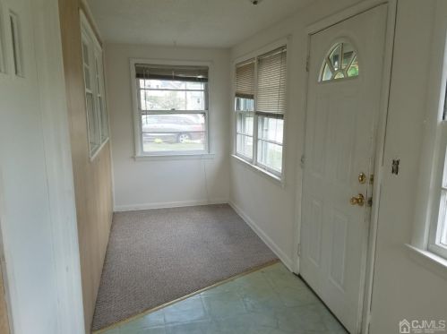 43 Wright St, Iselin NJ  08830-1734 exterior