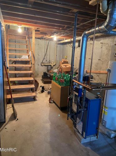 1322 Colburn Ave, Big Rapids MI 49307-1618 exterior