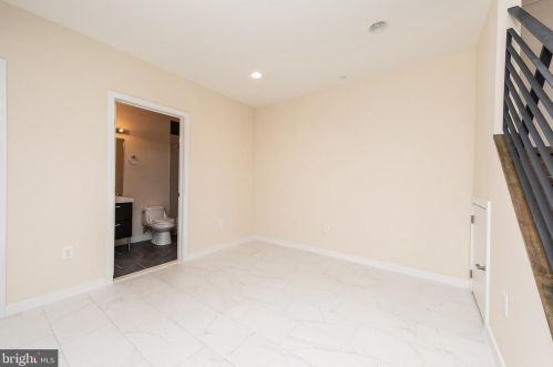 1191 21 St, Philadelphia PA 19146-4510 exterior