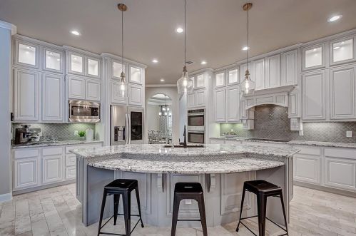 5830 Caspian Falls Ln, Fulshear TX 77441-2144 exterior