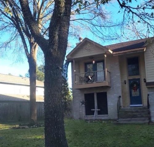 5222 Vlg Spg Dr, Humble TX 77339-7602 exterior