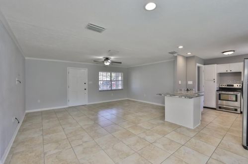 11103 Stafford Ln, Riverview, FL 33578-4557