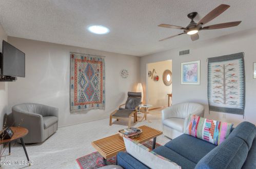 732 Placita Nueva, Green Valley AZ 85614-2829 exterior