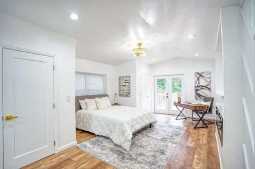 344 Camfield Ct, Atlanta GA exterior