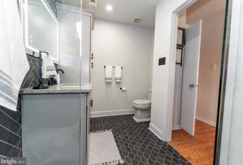 242 Stonebridge Blvd, New Castle DE 19720-6711 exterior