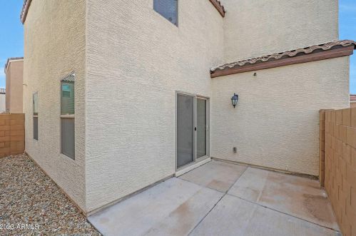 8029 Albeniz Pl, Phoenix AZ  85043 exterior