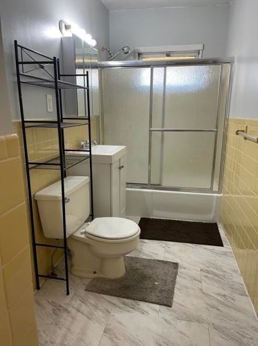 56 Kenyon St, Springfield MA 01109-3014 exterior