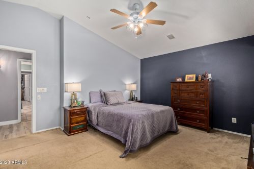 3816 74 Dr, Phoenix AZ 85033-2556 exterior