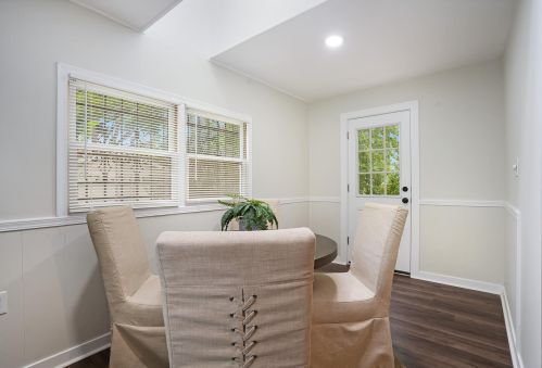 243 Dickinson St, Grand Rapids MI 49507-2559 exterior