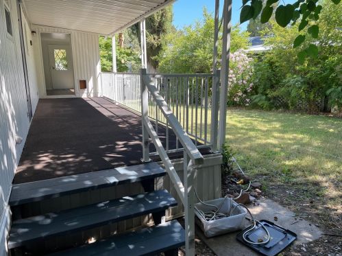 310 Bluebird Ln, Folsom CA  95630-1704 exterior