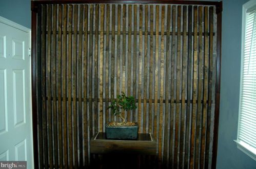 1602 Lorimer Rd, Glen Burnie MD 21061-4310 exterior