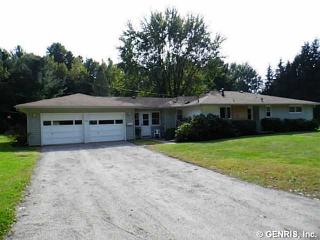 913 Westside Dr, Rochester NY  14624-3818 exterior