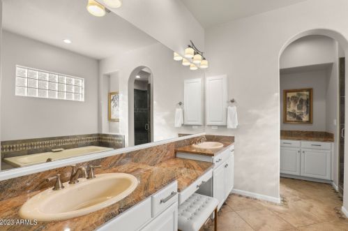 22110 36th St, Phoenix AZ  85050-7392 exterior