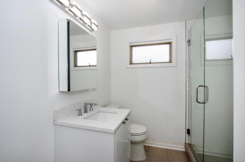 7659 Indiana Ave, Chicago IL 60619-2330 exterior