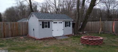 228 Bentley Ave, Trenton NJ  08619-3724 exterior