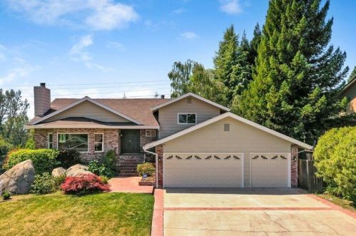 7217 Pne Grv Way, Folsom CA 95630-1952 exterior