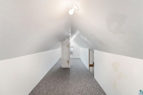 1216 9th St, Duluth MN 55805-1608 exterior